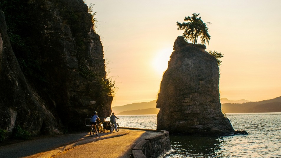 Vancouver Seawall at sunset