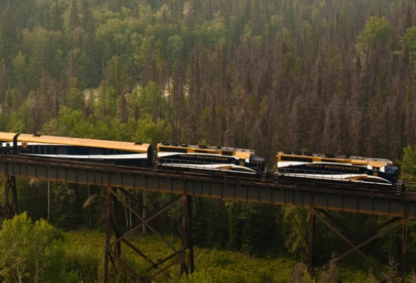 Rainforest to Gold Rush Discovery Banff Eastbound
