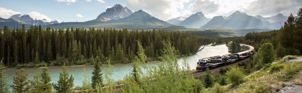 Passage to the Peaks Excursion Lake Louise Eastbound Passage to the Peaks Excursion Lake Louise Eastbound