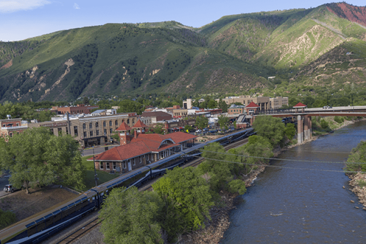 Rocky Mountaineer in Glenwood Springs
