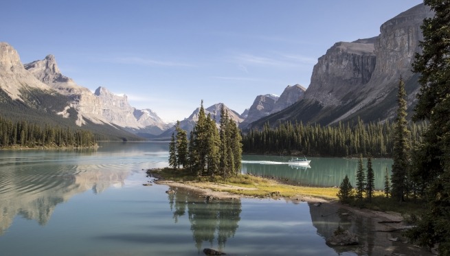 Lake Maligne
