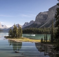 Lake Maligne