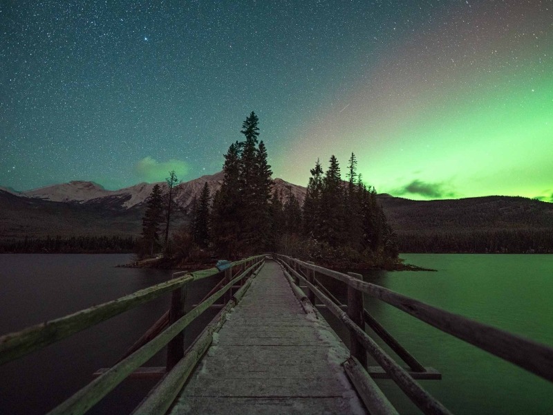 Aurora over pyramid lake